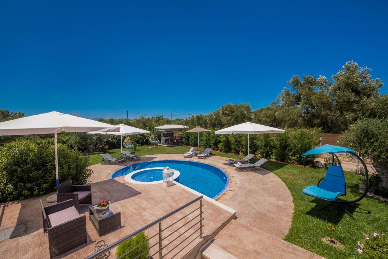 Romanza Luxury Villa Каламакион Экстерьер фото